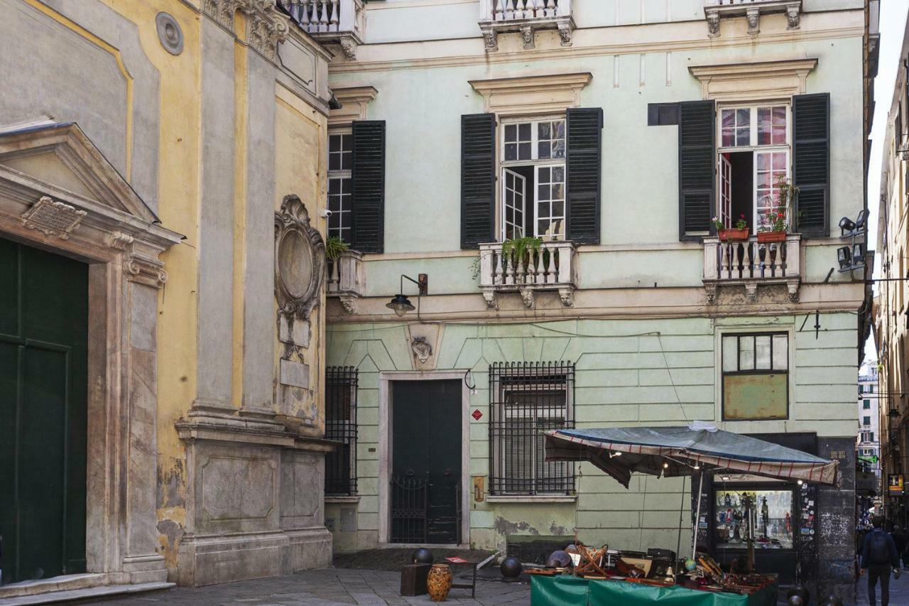 Wood And Stone Apartment In The Historical Center Genua Exterior foto